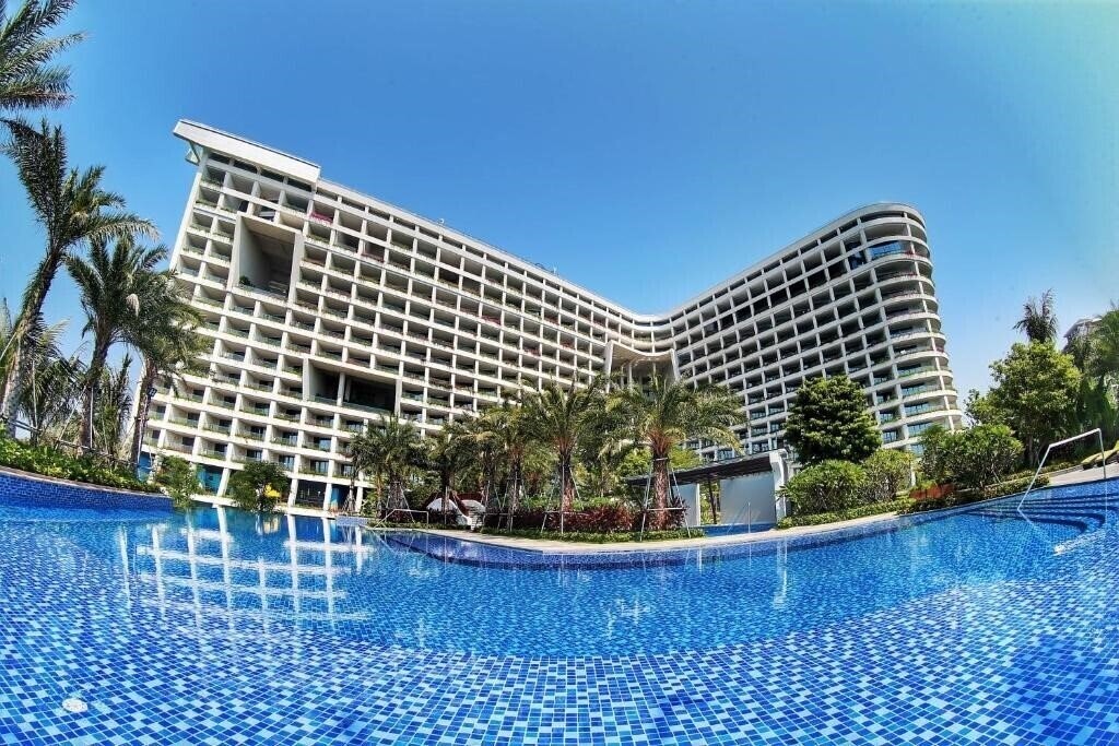 Отель Sanya Conifer Resort 5*