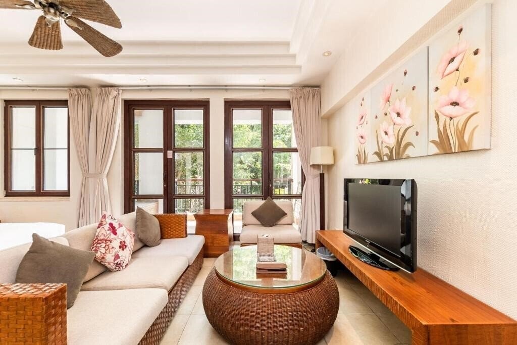 Картинка Aegean Suites Sanya Yalong Bay Resort 5*
