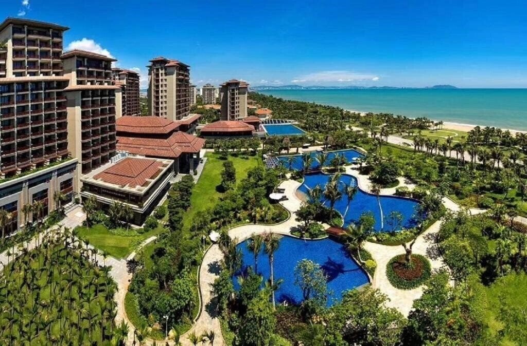 Отель Sanya Bay Guest House 5*