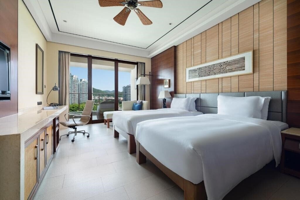 Изображение Crowne Plaza Sanya City Center 5*