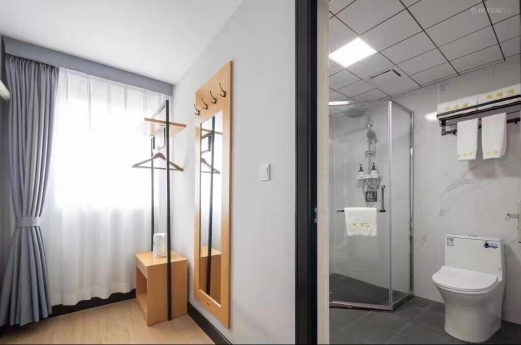 Фотография Guan Hai Lou Hotel 3*