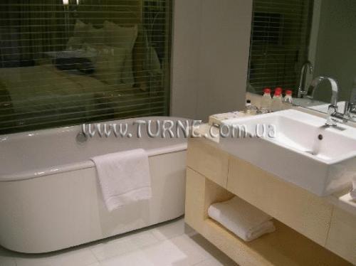 Отель Pudong Shangri-La 5*