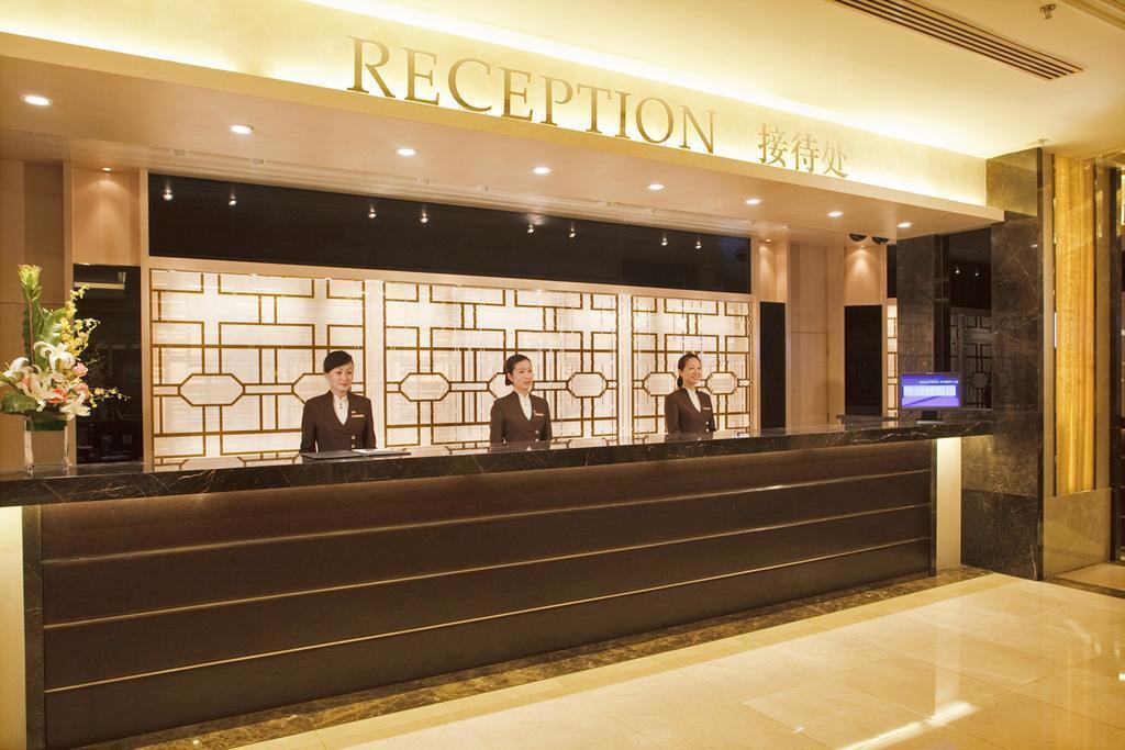 Отель Regal Shanghai East Asia 5*