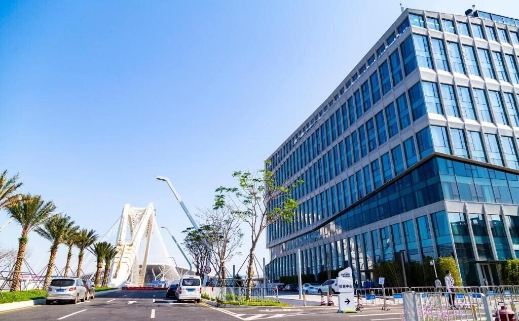 Фото Crowne Plaza Shenzhen World Exhibition & Convention Center 5*