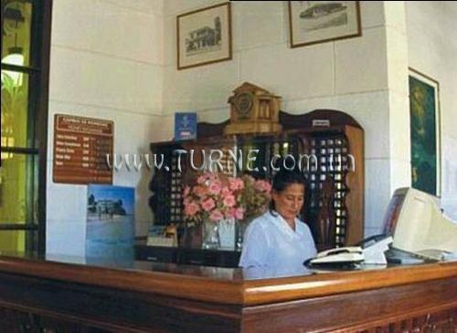 Отель Pullman Dos Mares 2*