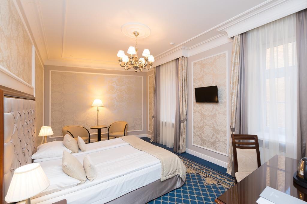 Отель Gertrude Hotel 4*