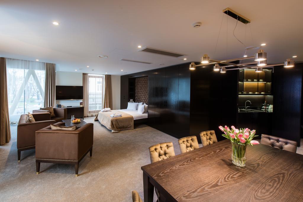 Фото Amberton 4*