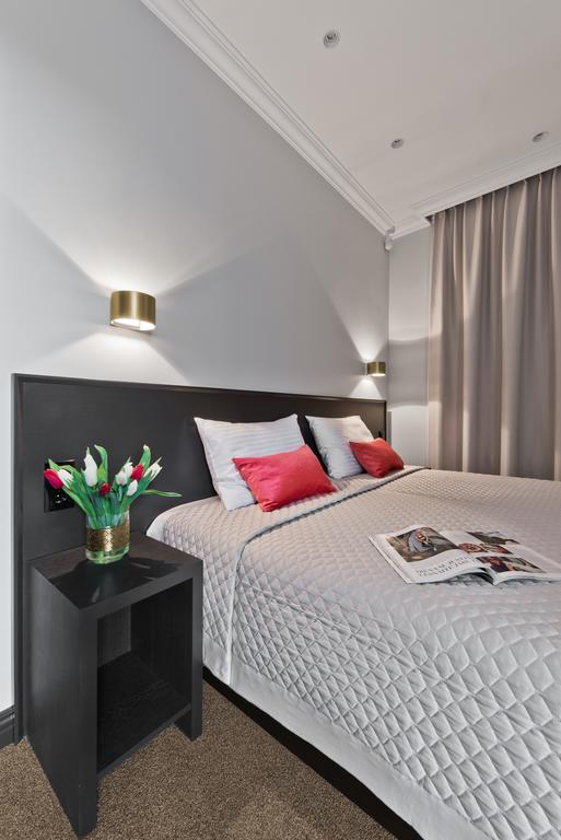 Фотография 15 Th Avenue 3*