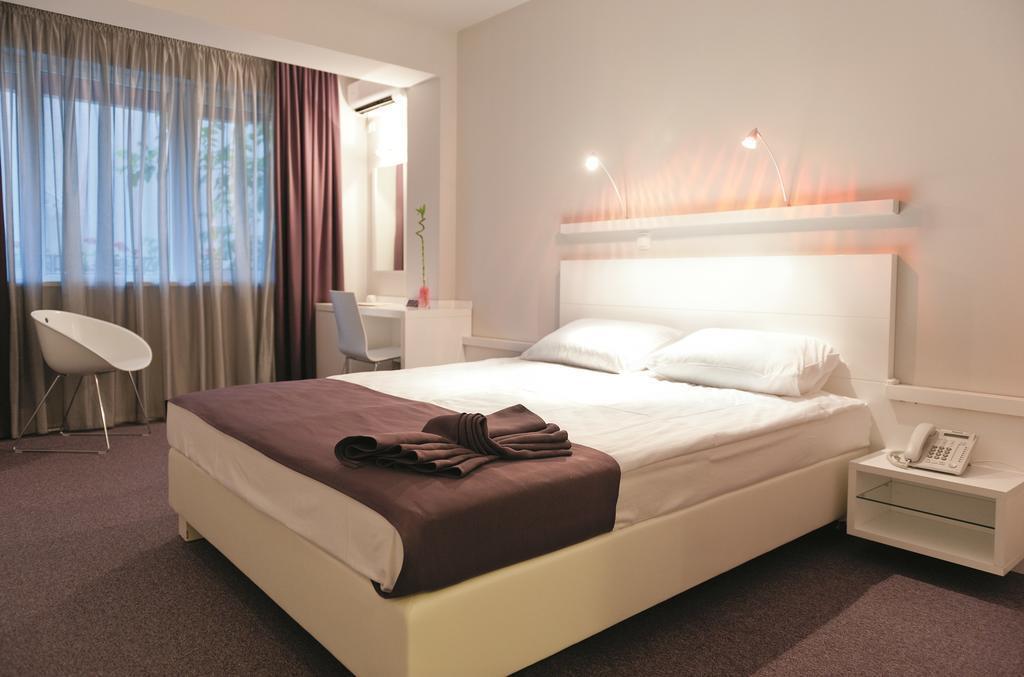 Отель Leonardo 3*