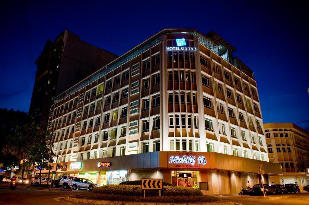 Отель Hotel Sixty3 3*