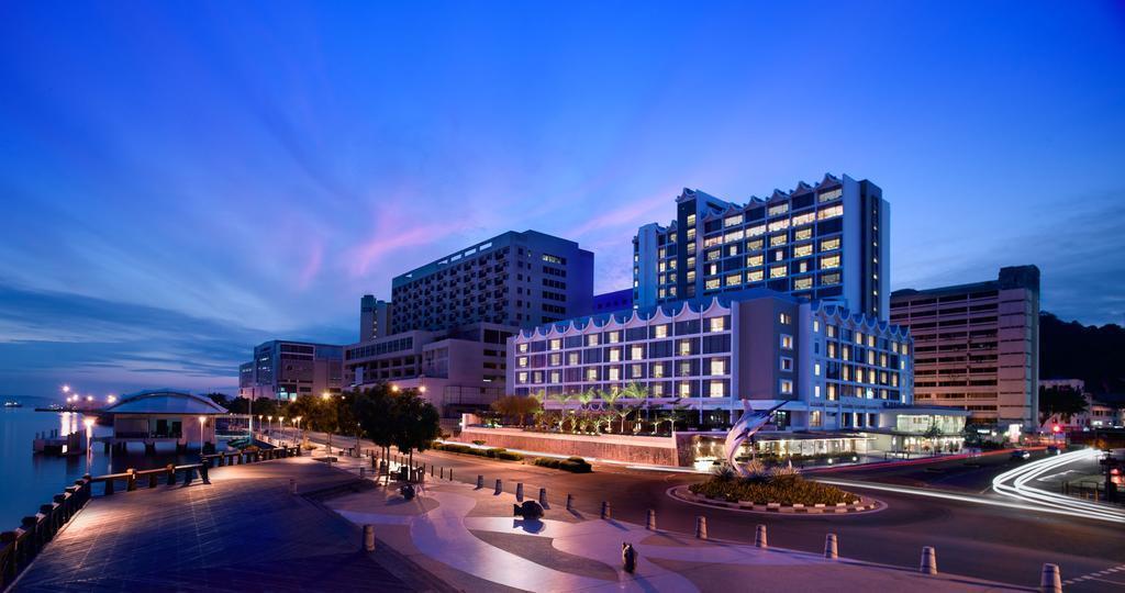 Отель Hyatt Regency Kinabalu 4*