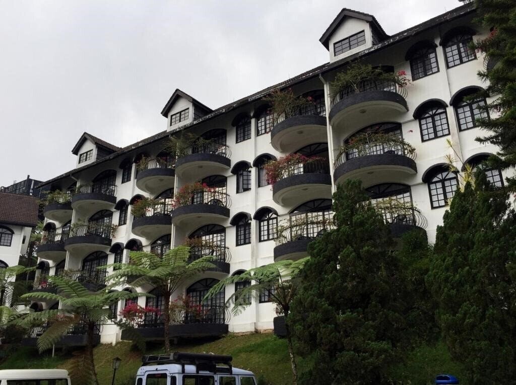 Отель Strawberry Park Resort 4*