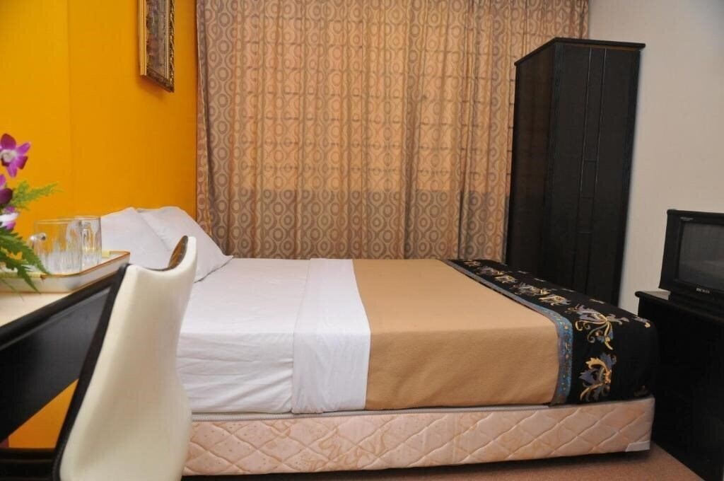 Отель Alamanda 2*