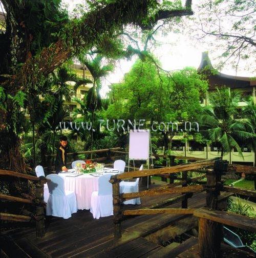 Фотография Shangri-La 5*