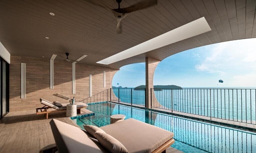 Изображение Parkroyal Langkawi Resort 5*