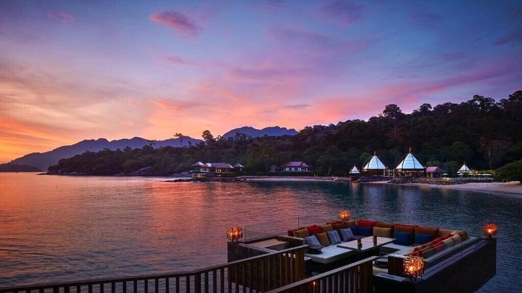 Картинка The Ritz Carlton Langkawi 5*