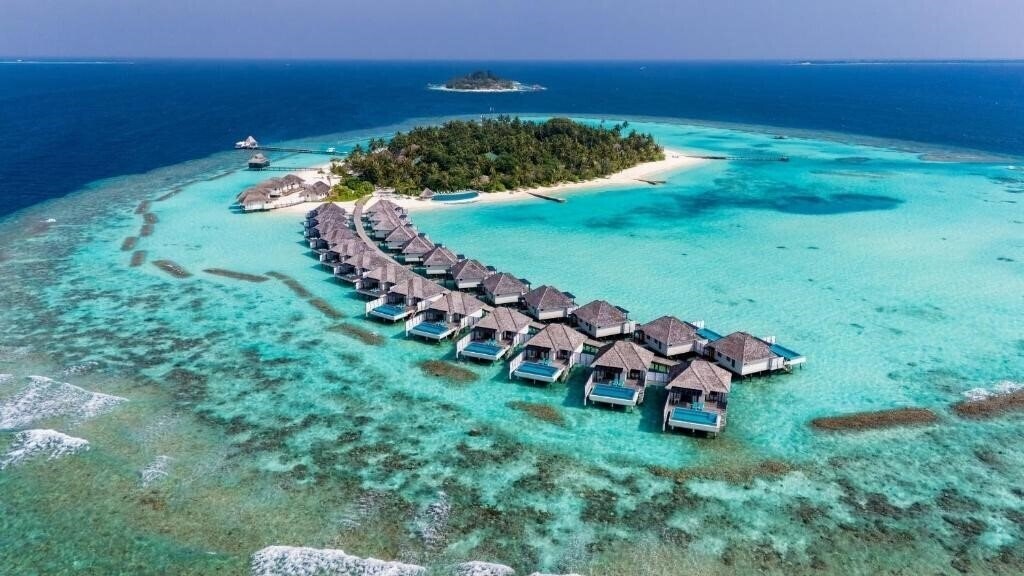 Отель Nova Maldives 5*