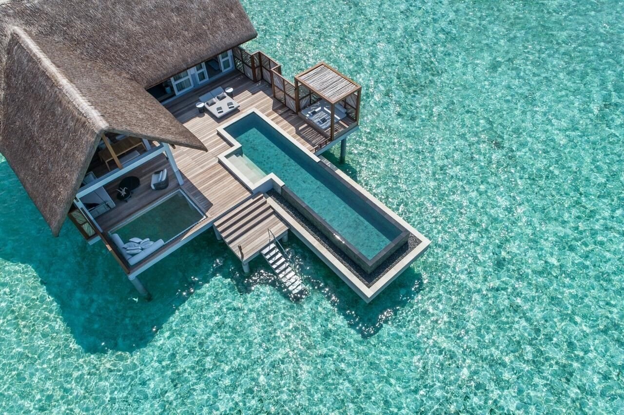 Отель Four Seasons Resort Maldives at Landaa Giraavaru (ex. Four Seasons Resort at Landaa Giraavaru) 5*