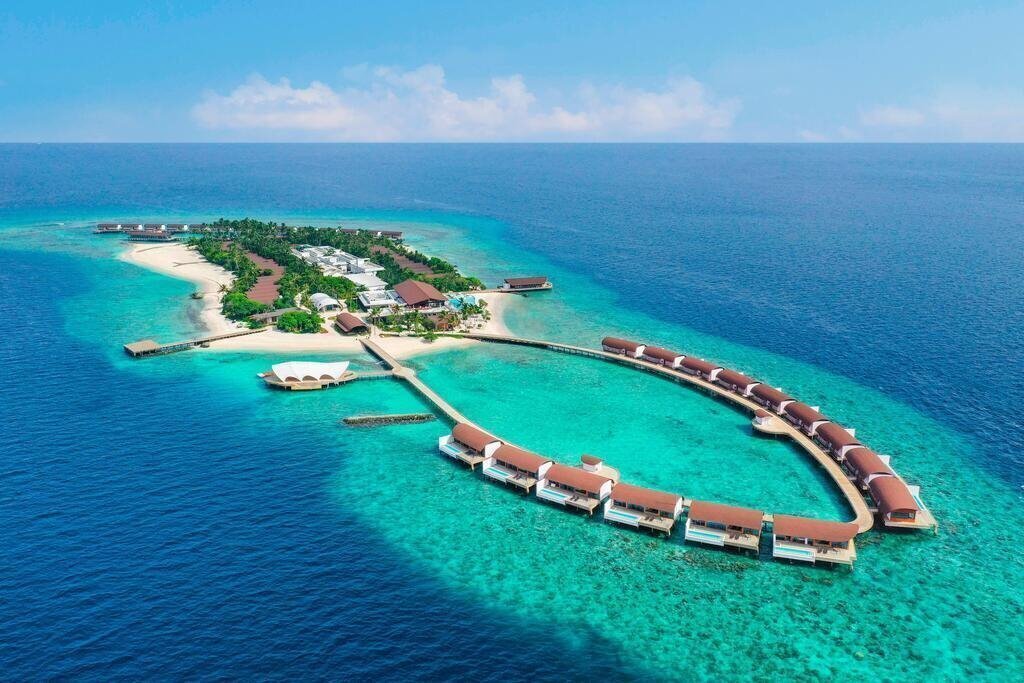 Отель The Westin Maldives Miriandhoo Resort 5*