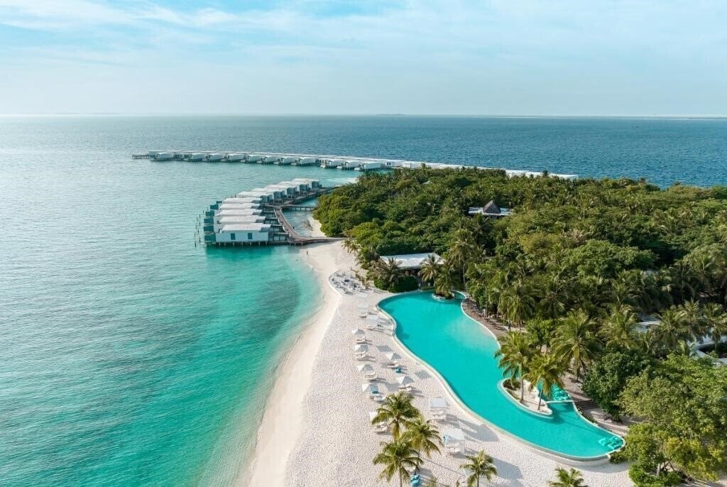 Отель Amilla Maldives Resort & Residences 5*