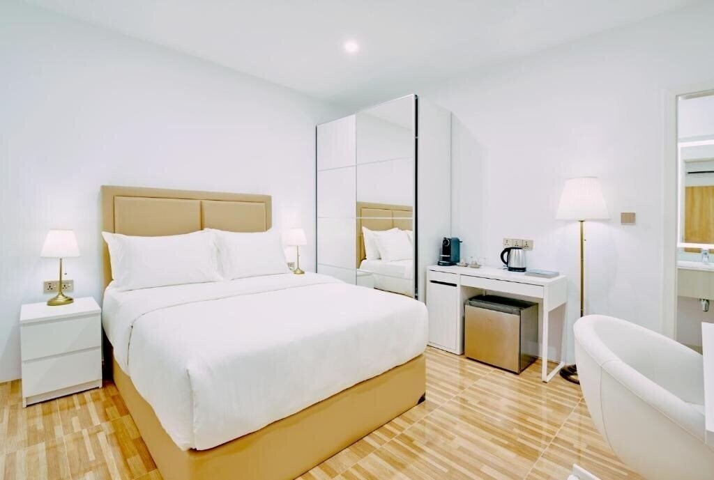 Фото Akomadoo Retreat Guest House 4*