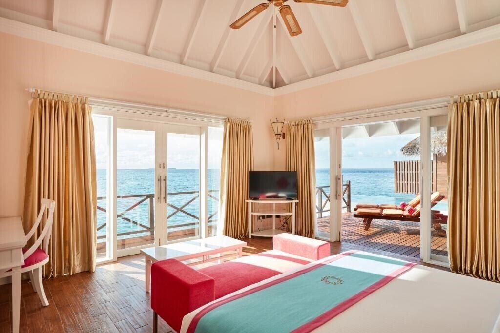 Фотография Sun Aqua Vilu Reef Beach & Spa 5*