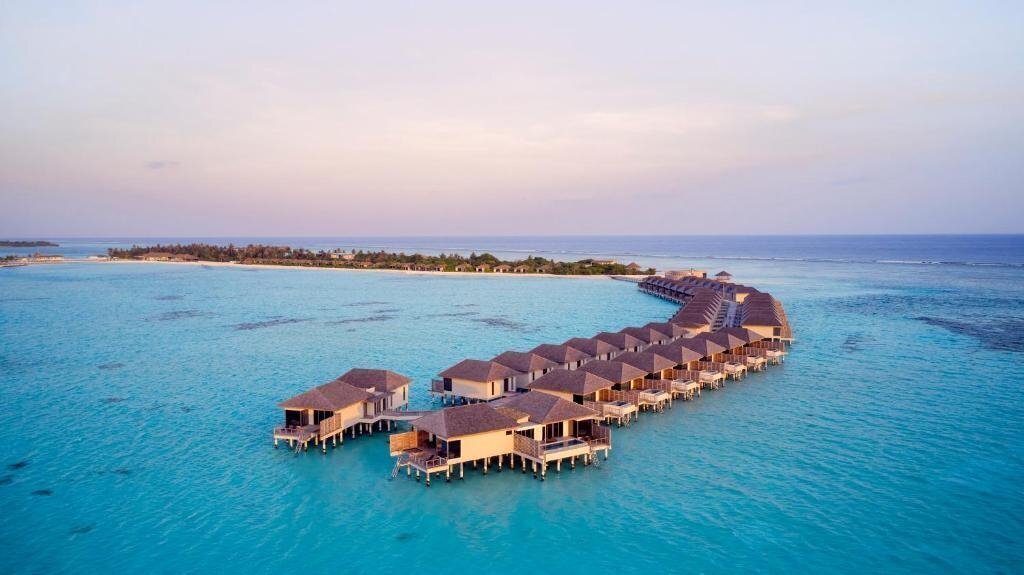 Отель Le Meridien Maldives Resort & SPA 5*