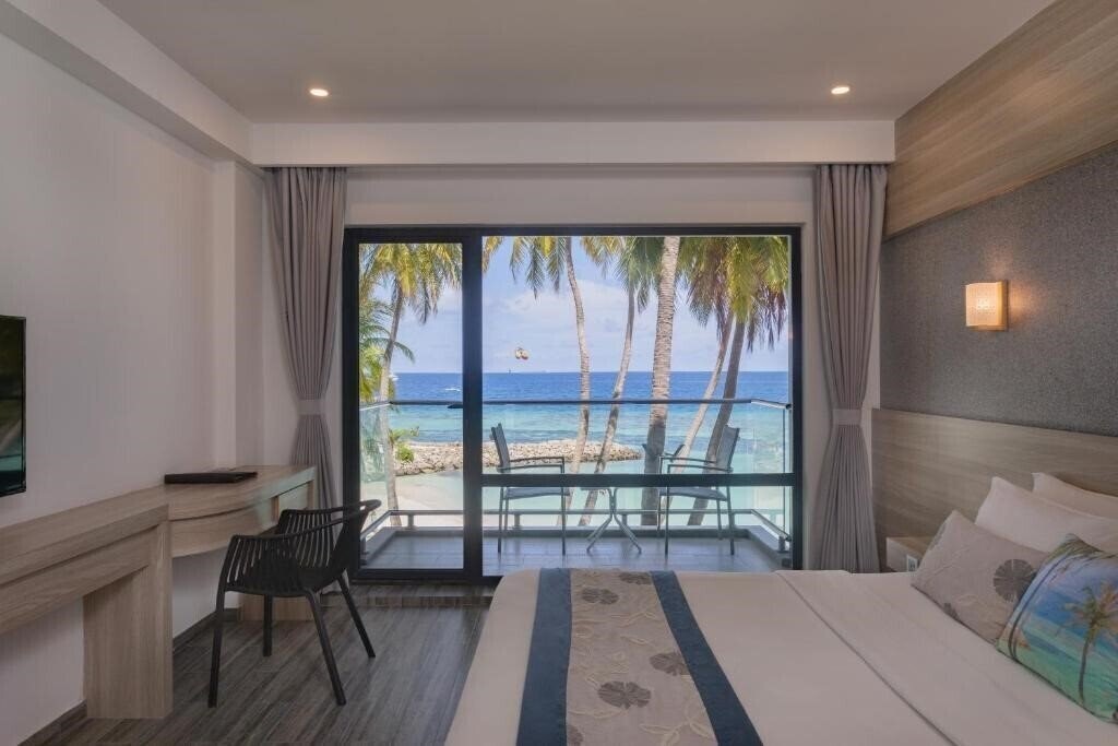 Фото Kaani Grand Seaview 4*