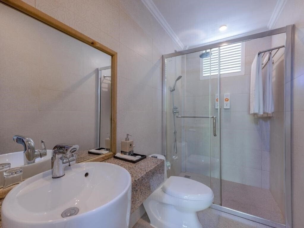 Фотография Kaani Beach Hotel 3*