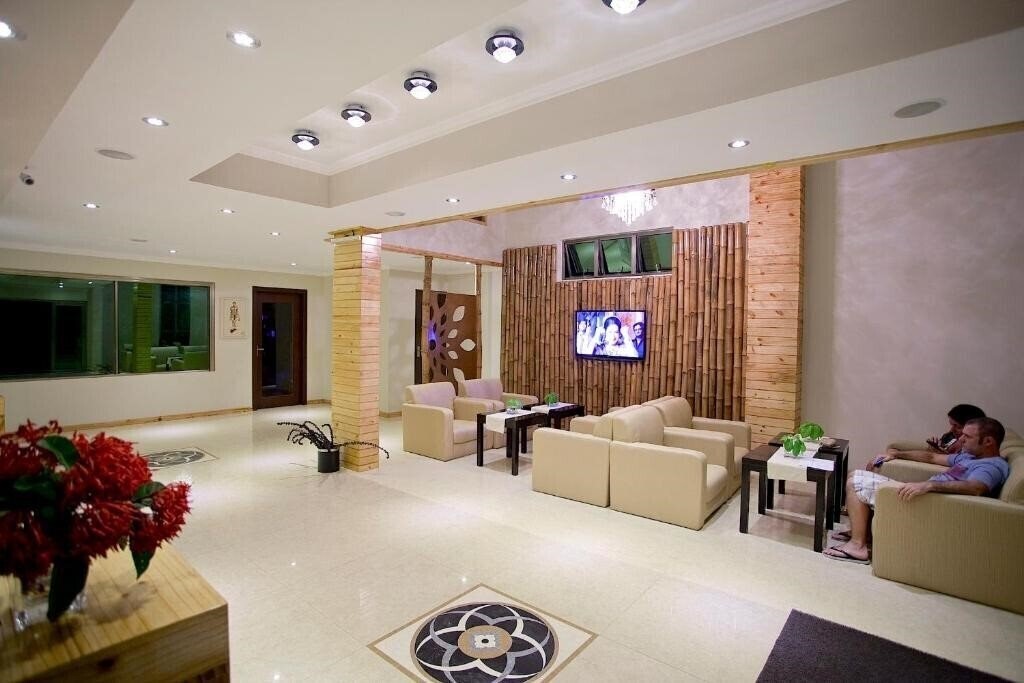 Картинка Kaani Beach Hotel 3*