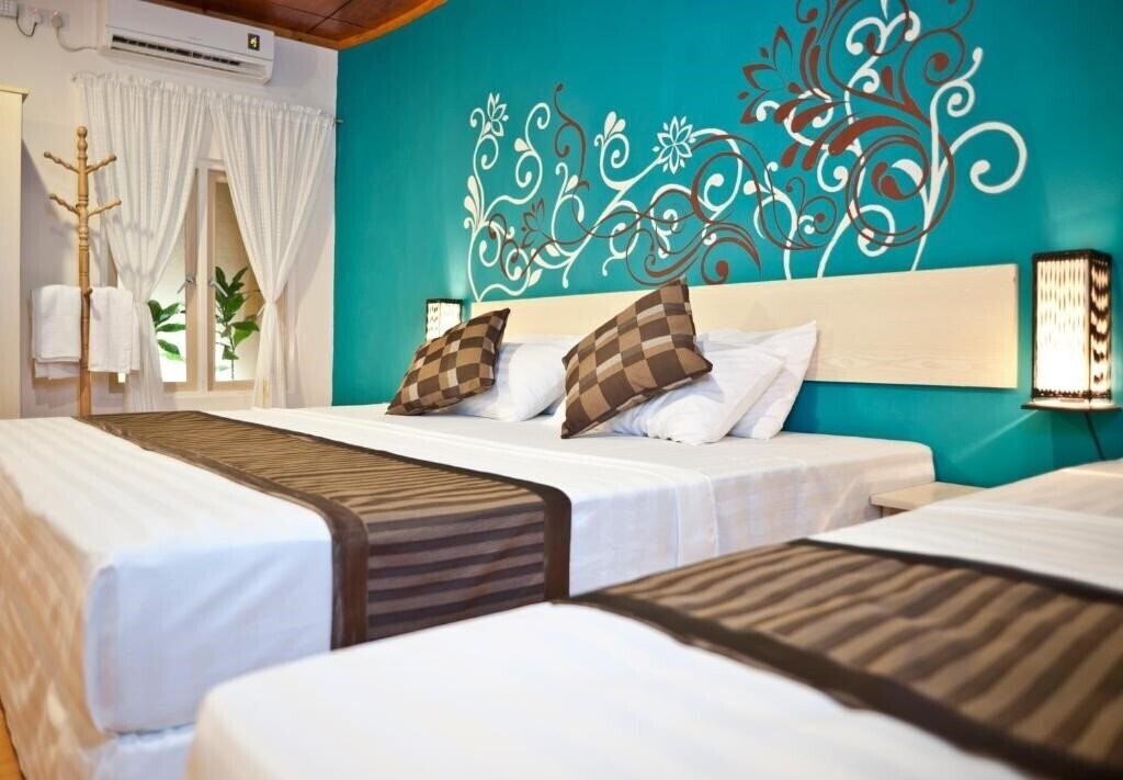 Фото Stingray Beach Inn 3*