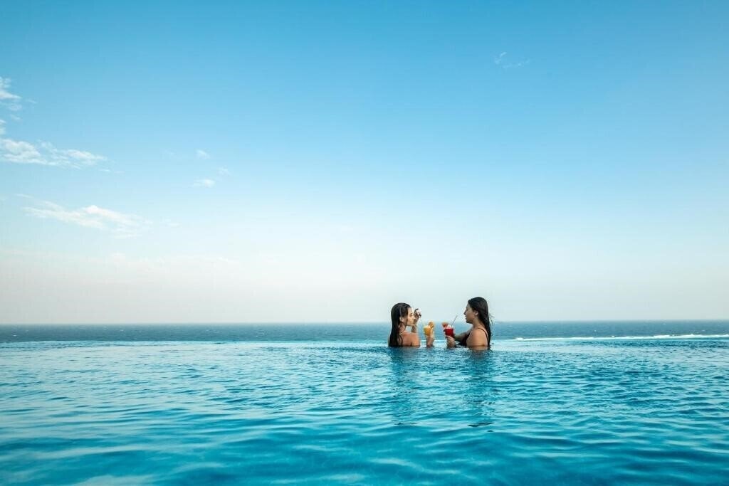 Отель Triton Prestige Seaview and Spa 4*