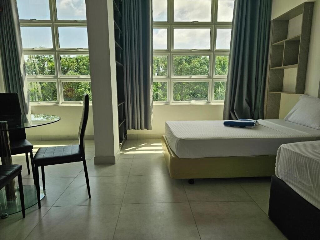 Отель Shams Thodoo By Lagoon Villa Thoddoo 3*