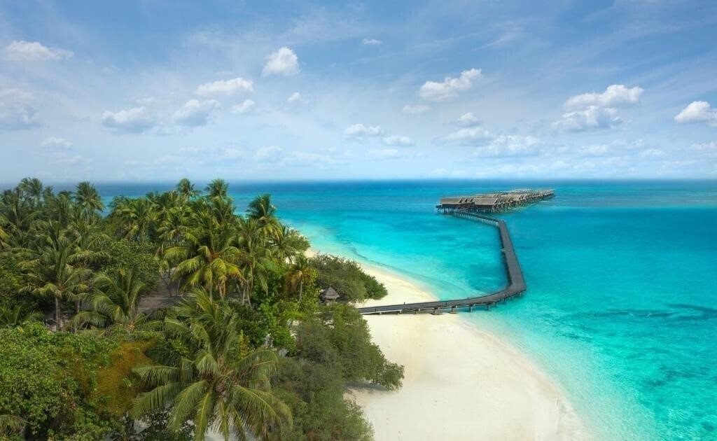 Отель Adaaran Select Hudhuran Fushi 4*