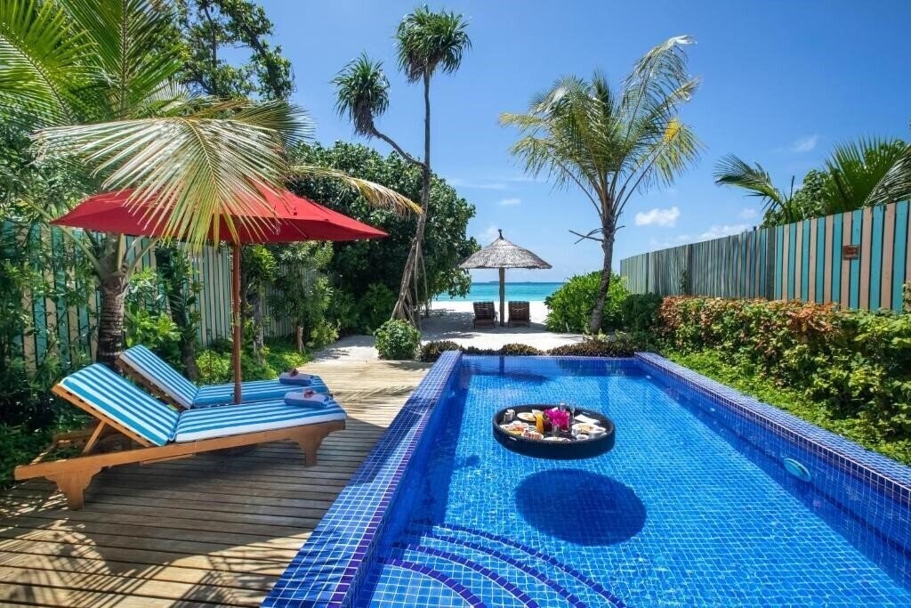 Изображение Reethi Faru Resort 4*