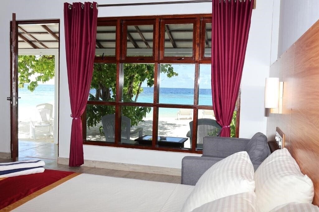 Фото Lagoon View Maldives 4*