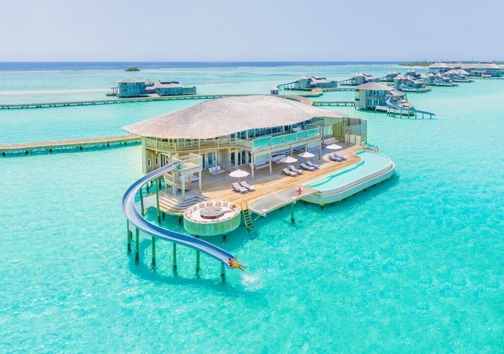 Отель Soneva Jani Resort 5*