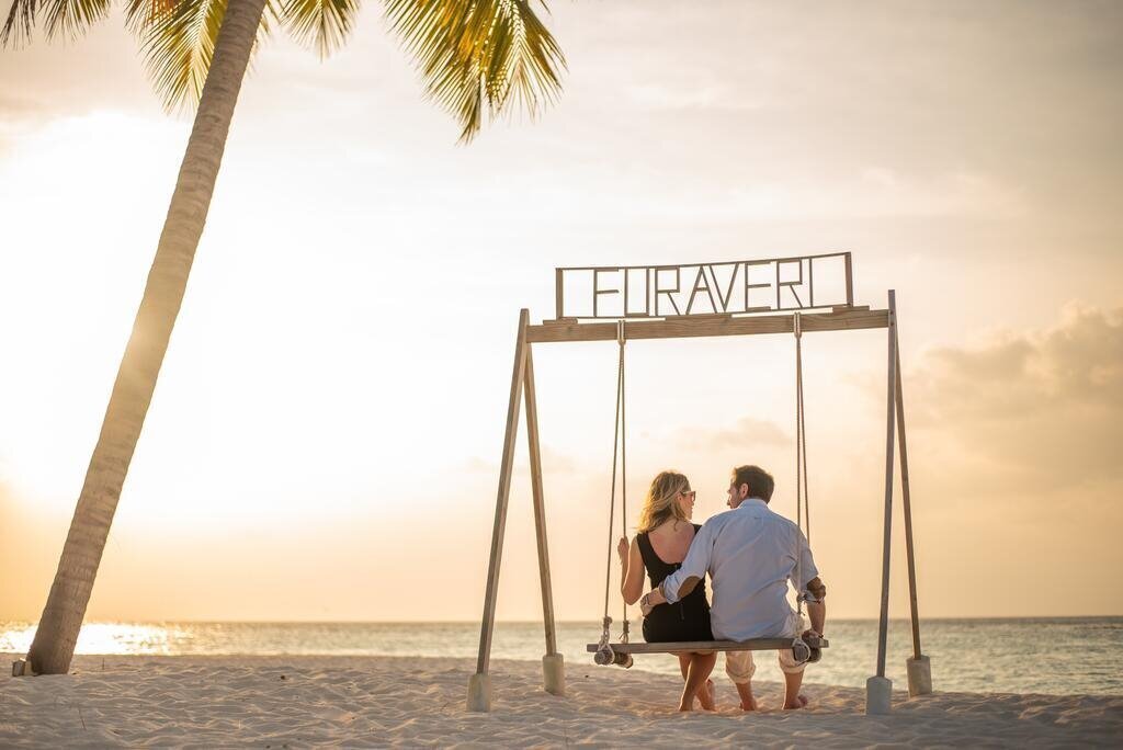 Отель Furaveri Island Resort 5*