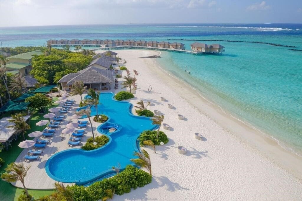 Отель You & Me By Cocoon Maldives 5*