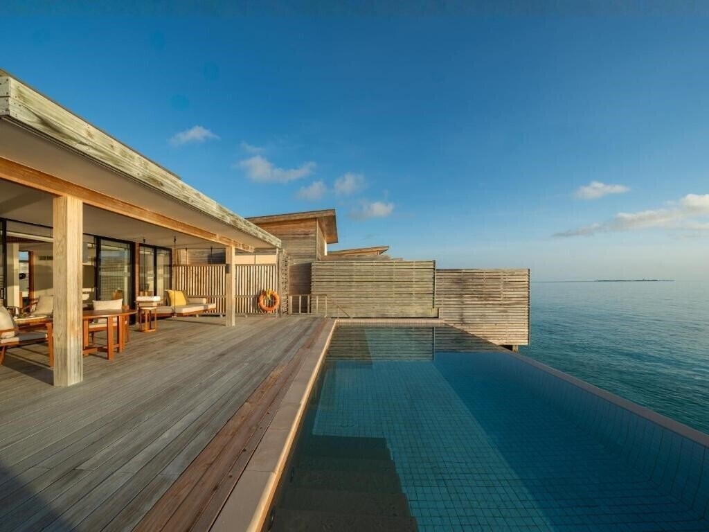 Изображение Kuda Villingili Resort Maldives 5*