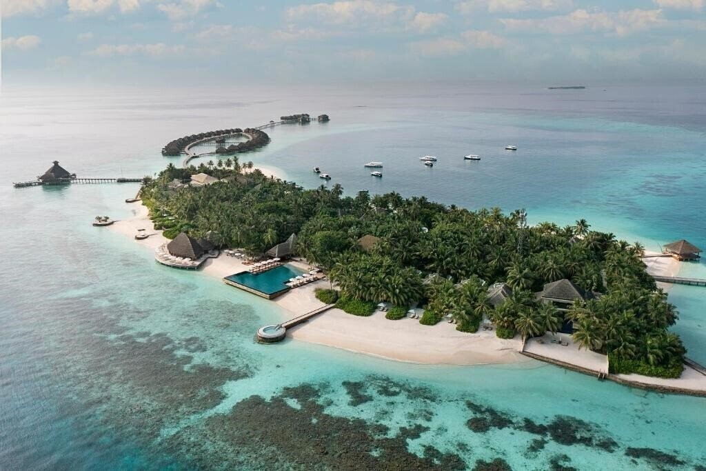 Отель Huvafen Fushi 5*