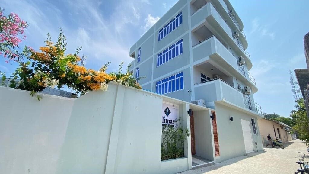 Картинка Alimas Retreat Felidhoo Guest House гостиный двор