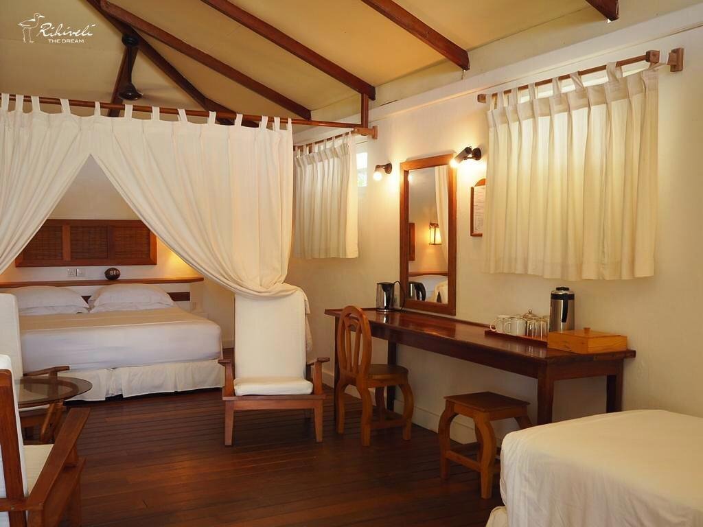 Отель Rihiveli Beach Resort 3*