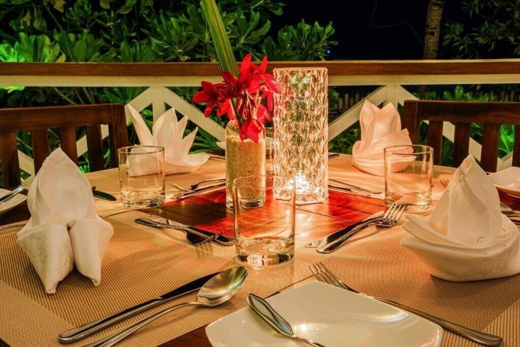 Изображение Beach Hotel Guraidhoo 3*