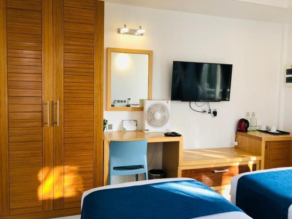 Изображение Reef Edge Thulusdhoo Guest House гостиный двор