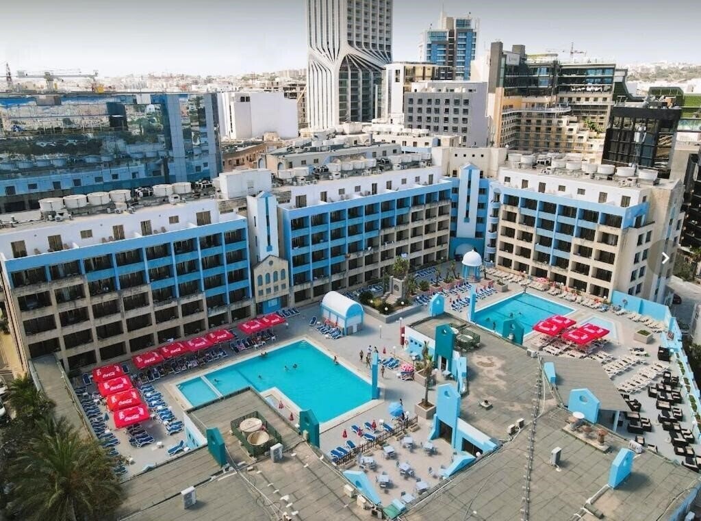 Отель The St. George’s Park Hotel 3*