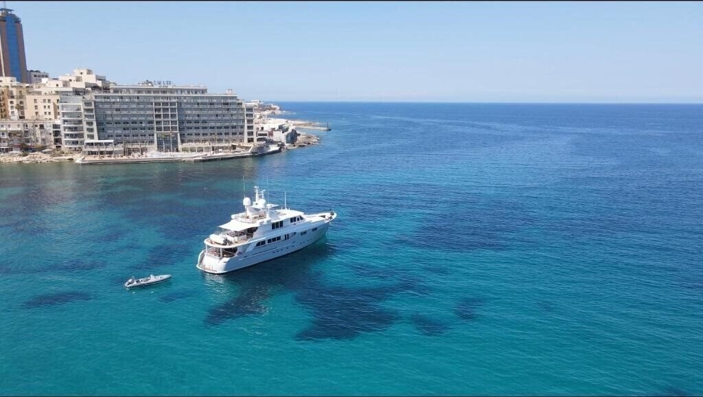 Отель Cavalieri Art Hotel 4*