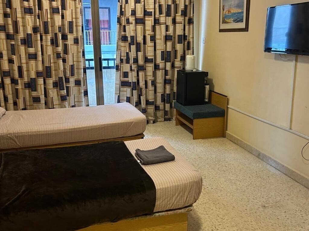 Отель Holiday Apartments Valletta апартаменты