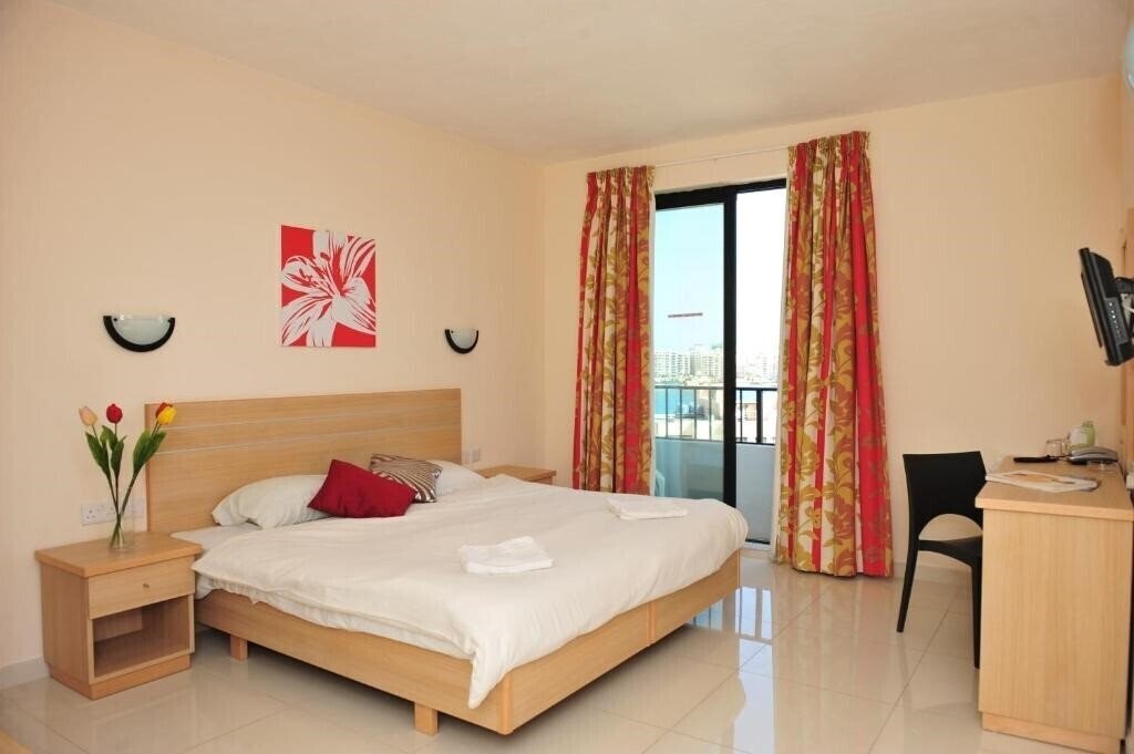 Отель Hamlet Villa 1*