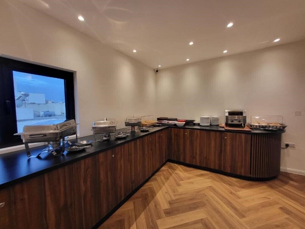 Фото Carlton Hotel 3*